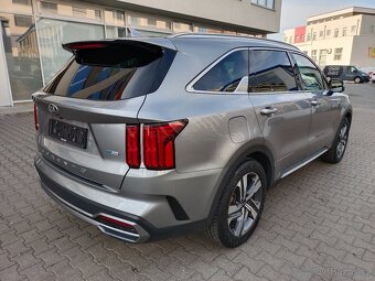Kia Sorento 1.6 T-GDI 176kW HYBRID 4x4 57tkm Virtual 7-míst - 6
