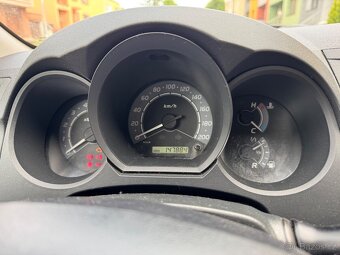 Toyota Hilux - 6