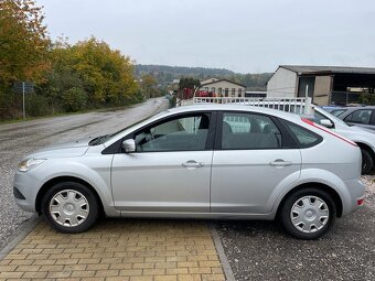Ford Focus 1,6 - 6