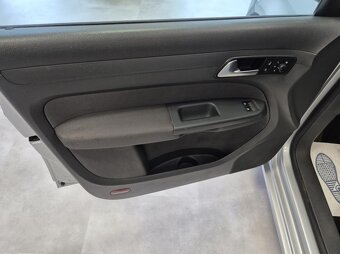 Volkswagen Caddy 2,0 I CNG MAXI - 6