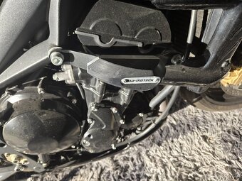 Triumph street triple 675 - 6