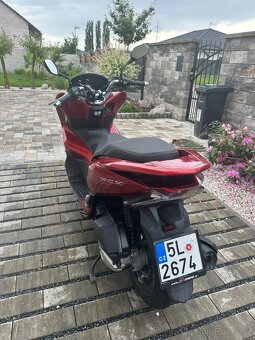 Prodám Honda PCX 125 - 6