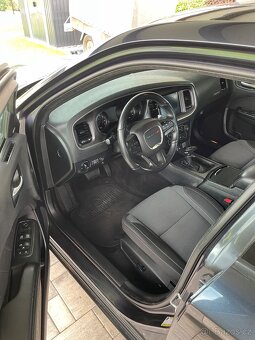 Dodge Charger 5.7 R/T Hemi 2018 - 6
