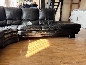 Černý kožený gauč / pohovka - 6