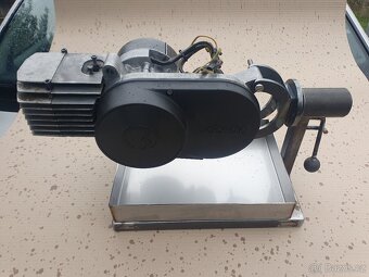 Jawa 50 pionýr, babetta, jawetta polohovadlo na GO motoru - 6