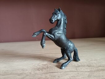 Schleich koně V - 6