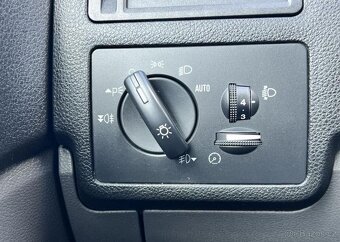 Ford Kuga 2.0TDCi PANORAMA KŮŽE ALU manuál 103 kw - 6