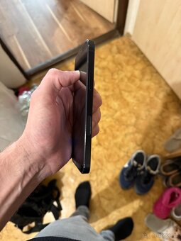 Prodám a nebo vyměním IPhone 12 64 gb - 6