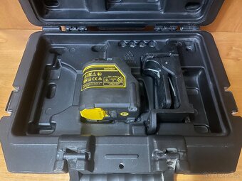 Dewalt DW088CG - laser zelený - 6