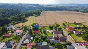 Prodej velkého pozemku v Hrdlořezích - 6