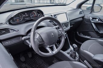 Peugeot 208 1.2 Active 2015 - 6