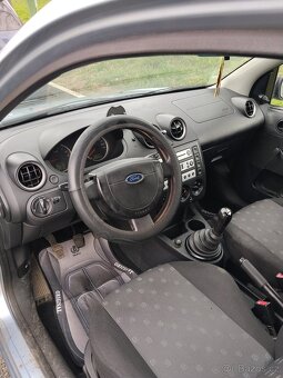 Ford Fiesta - 6