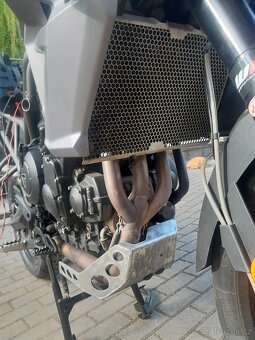 Triumph Tiger 800 XCA - 6