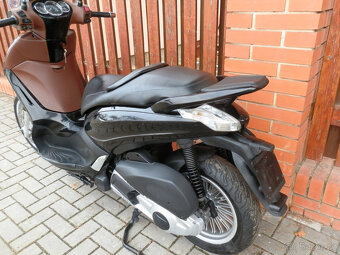 Piaggio Beverly 125 - 6