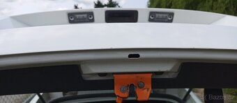 Škoda Fabia 1 kapota maska , světla, víko kufru, zadní lampy - 6