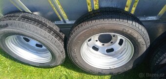 PRODÁM SADU ŠESTI KOL NA TUPLÁKOVÉ IVECO MOC PĚKNÉ - 6