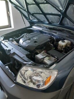 Toyota 4Runner SR5 V6 - 6