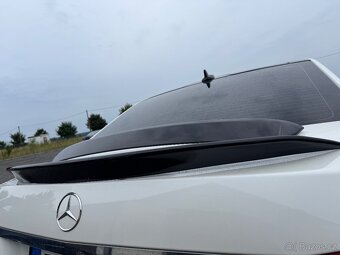 Mercedes W205 křídlo C 63 AMG a stříška - 6