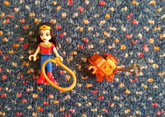 Lego DC Super Hero Girls 41235 - Wonder Woman Dorm - 6
