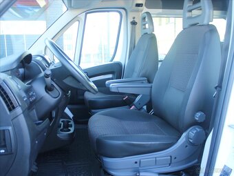 Peugeot Boxer 2,2 BHDi 121kW L4 H3 5míst ČR 1.maj 35 L4H3 A - 6