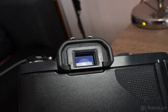 Canon T50 + Canon FD 35–70mm f/3.5–4.5 – funkční kinofilm - 6