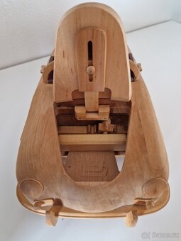 Dřevěný model auta - 6