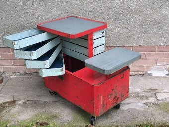 Prodám robustní dílenský vozík na nářadí. - 6