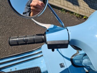 Piaggio Vespa  P200E - 6