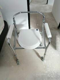 Pleny a nová židle WC - 6