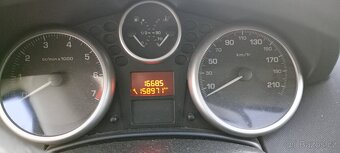 Peugeot 207 1.4i - 6