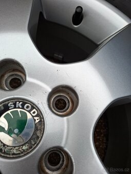ALU KOLA ŠKODA OCTAVIA II.+LETNÍ PNEU-- 205/60/R15" - 6