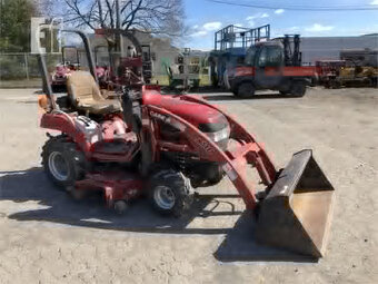 Traktor CASE IH DX25E - 6