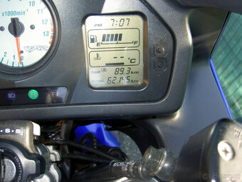 Honda VFR 800 - 6