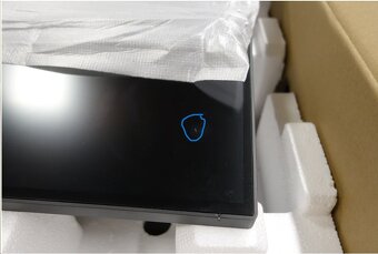 HP Z32 4K UHD 3840x2160 profi dokovací monitor 65W - 6