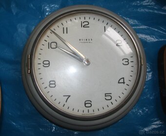 staré hodiny a budíky - 6