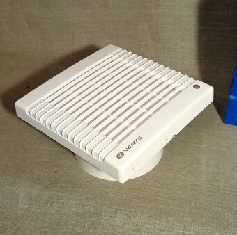 Ventilator axiální ⌀ 150 mm  se žaluzií VENTS 150 MAL - 6