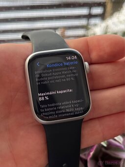 Apple Watch 8 45mm - 6