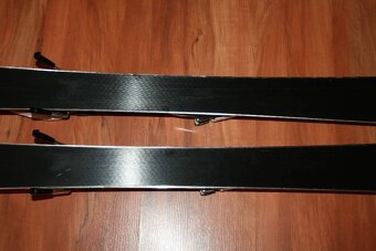 lyže head 107 cm , lyžaky - 6