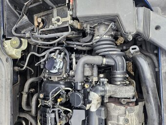 VOLVO V50 1.6 D 80KW - 6
