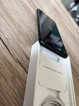 Apple Iphone SE 2022 128GB - 6