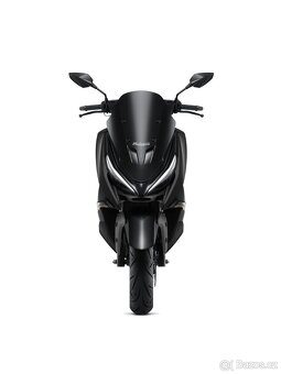 Malaguti Madison 125 ABS akční cena 77990 + helma zdarma - 6