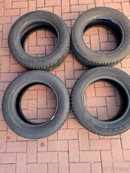 CELOROČNÍ PNEU MAXXIS 205 60 15 - 6