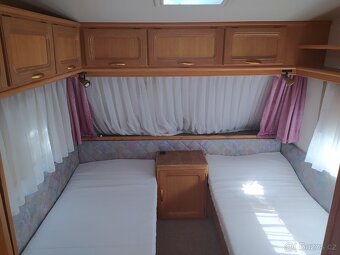Karavan LMC, 6m, pěkný stav - 6