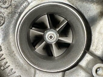 Turbo 03G253019A BKD 2.0TDI 103KW Škoda Octavia 2 FL 2009 - 6