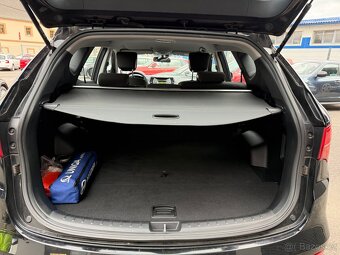 Hyundai SantaFe 4x4 Manual ČR - 6