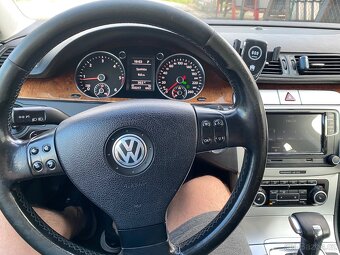 VW Passat B6 - 6