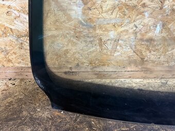 ČELNÍ OKNO PEUGEOT 607 - 6