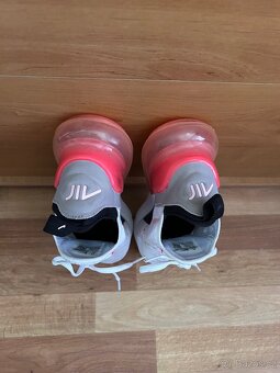 Boty Nike Air 270 - 6