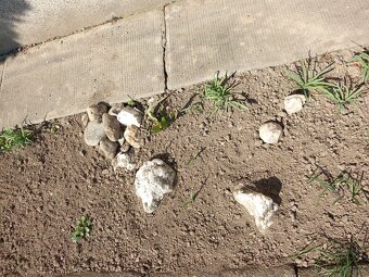 kameny, cihly, suť - 6