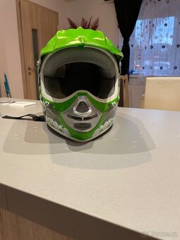 X-Treme helmy - 6